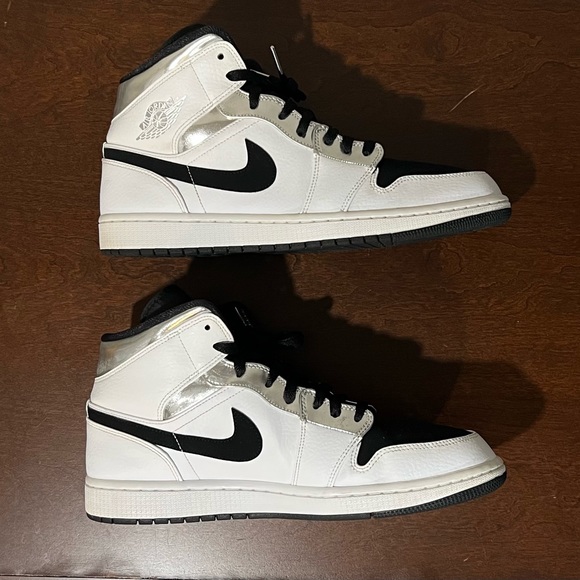 Jordan 1 Mid Alternate Think 16 554724-121 - men’s 12 - Picture 7 of 12